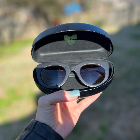 Stylish Black Glasses anea hill